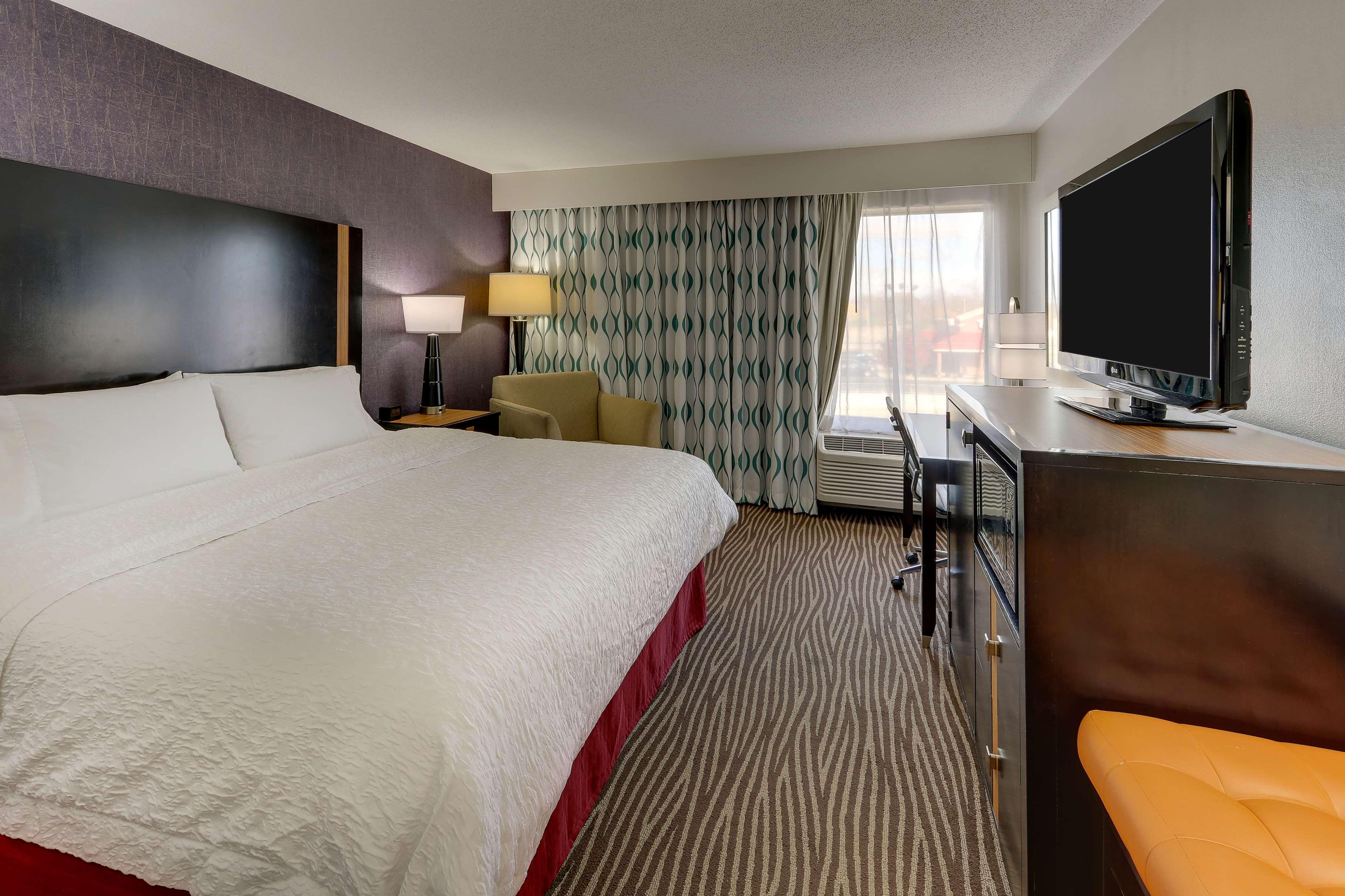 Hampton Inn Springfield Eksteriør billede