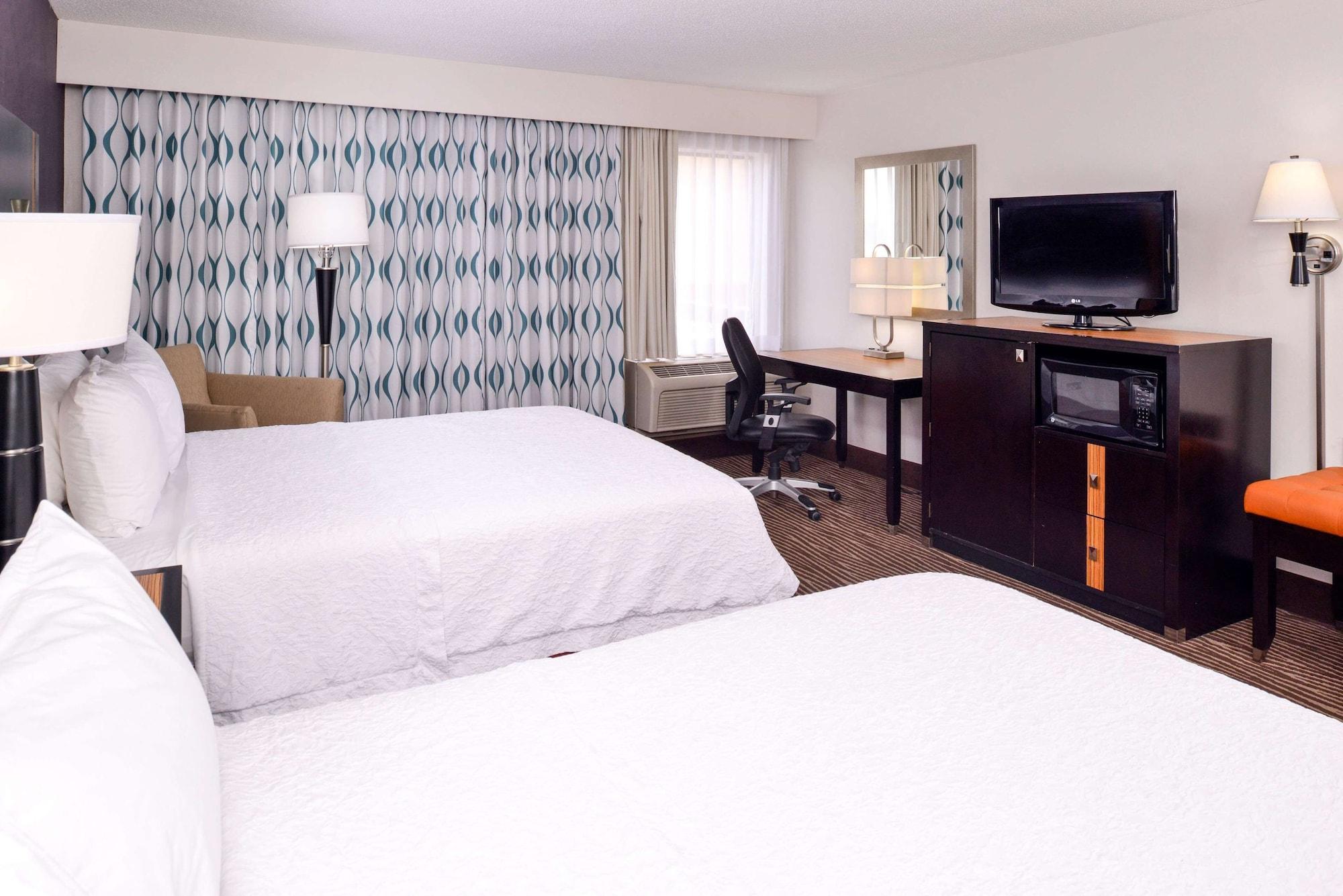 Hampton Inn Springfield Eksteriør billede