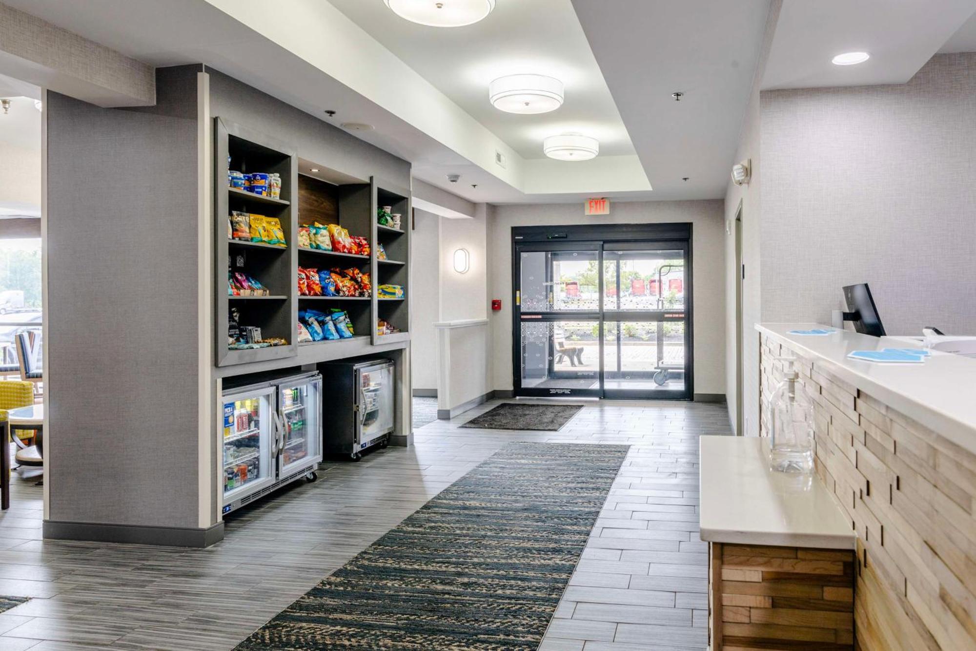 Hampton Inn Springfield Eksteriør billede