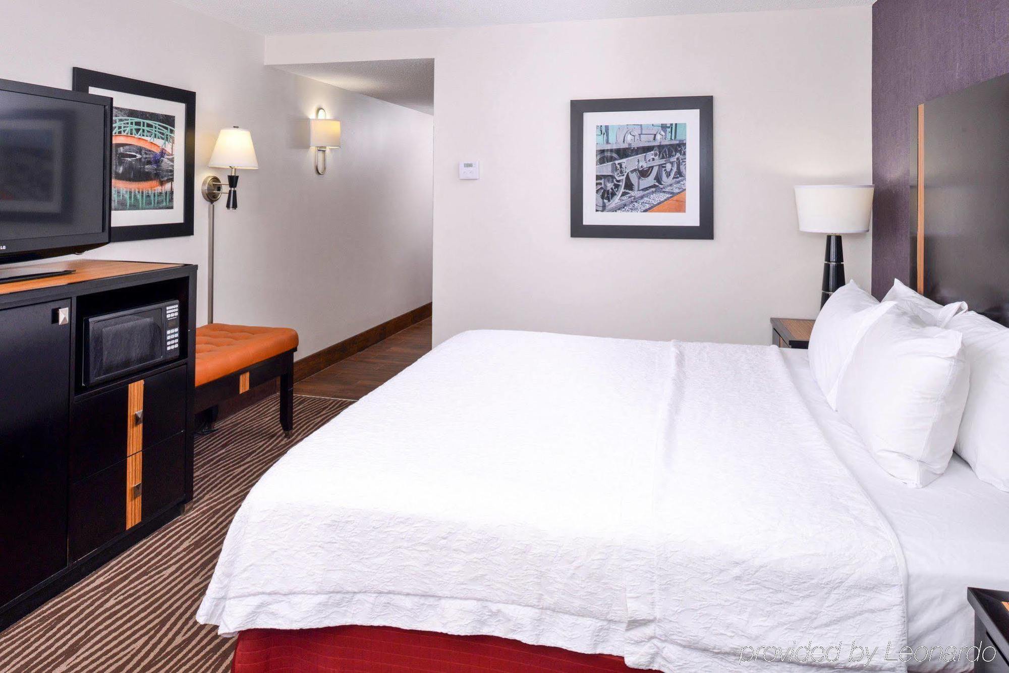 Hampton Inn Springfield Eksteriør billede