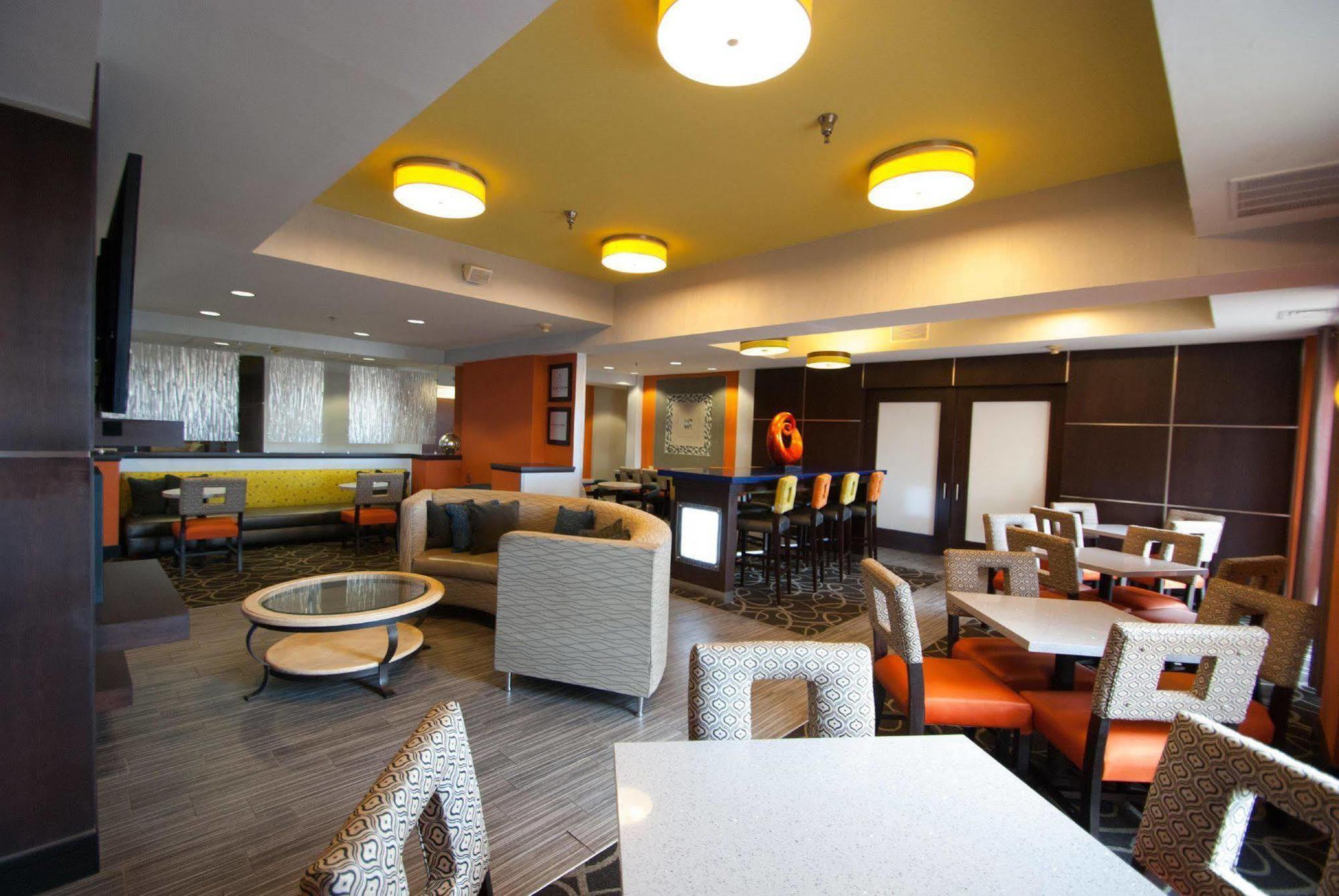 Hampton Inn Springfield Eksteriør billede