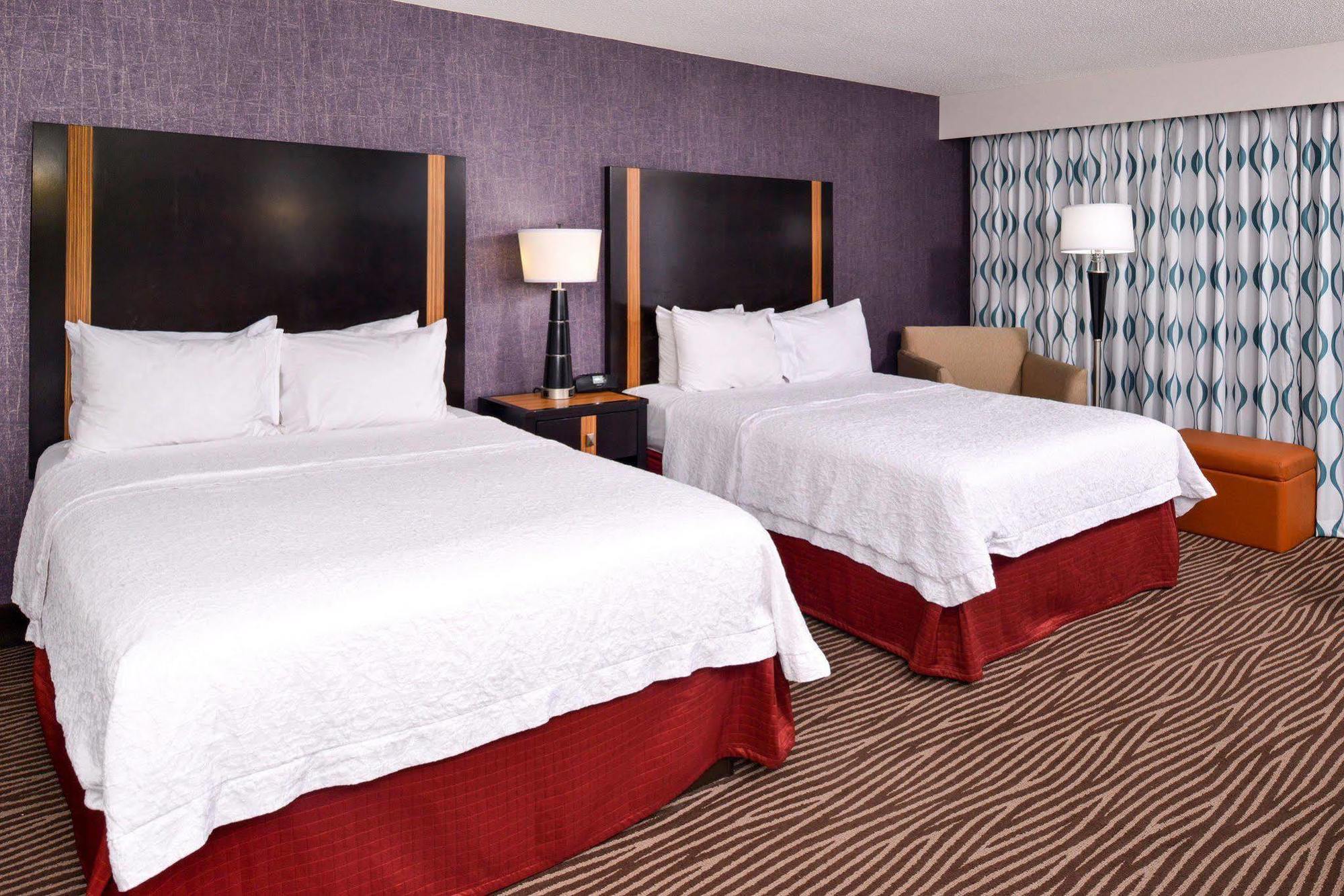 Hampton Inn Springfield Eksteriør billede